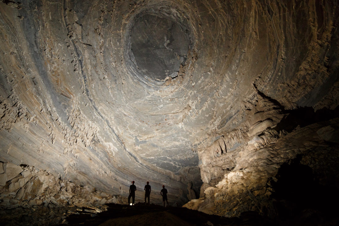 Ho Dong Tien Cave, Vietnam: Breaking Barriers World Travelers